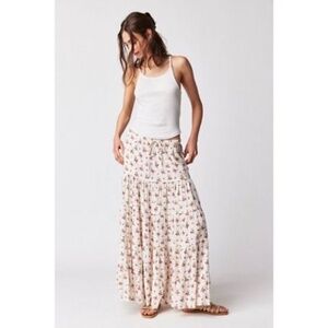 Free people nova tiered maxi skirt size Large NWT